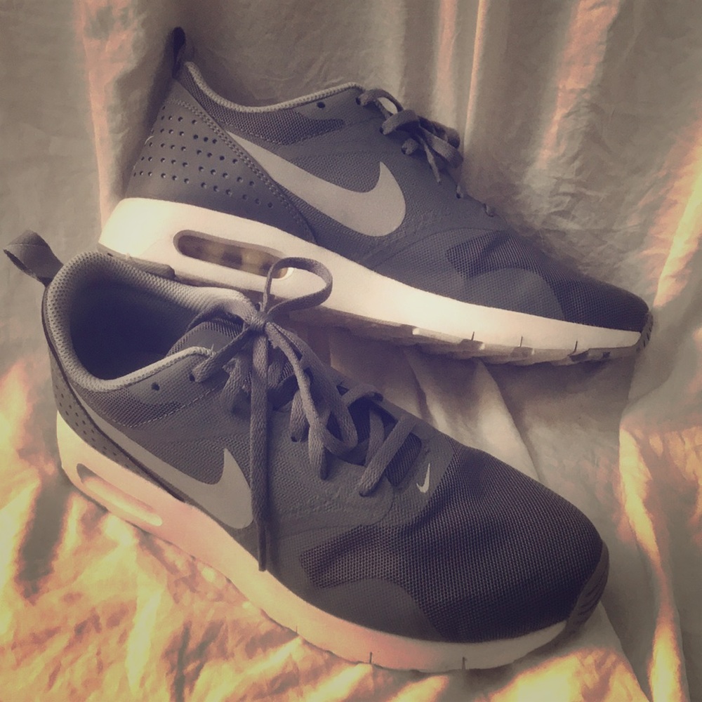 Nike Air Max Tavas